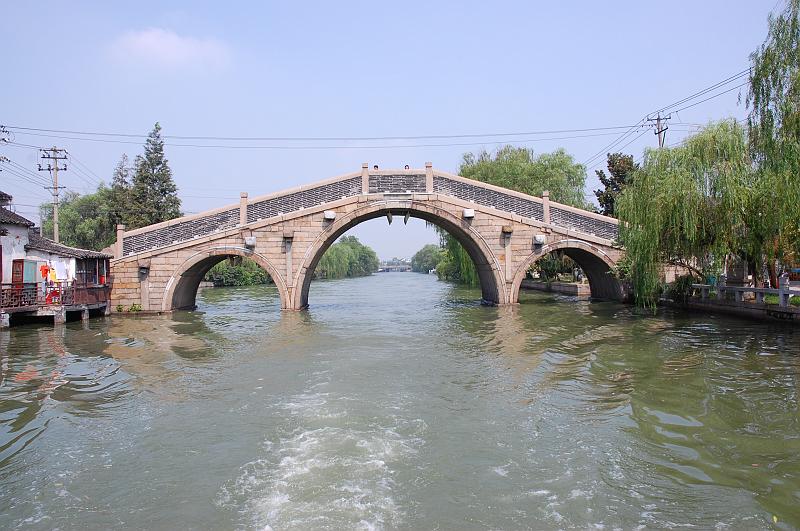 03-Bootsfahrt am Kaiserkanal_017.JPG